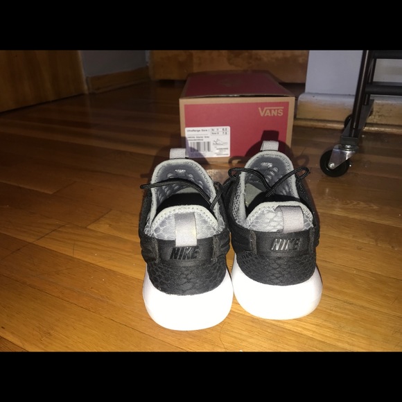 Nike roshe runs - Picture 4 of 6